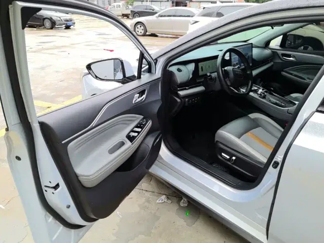 GAC Aion S Plus — Фото автомобиля 15