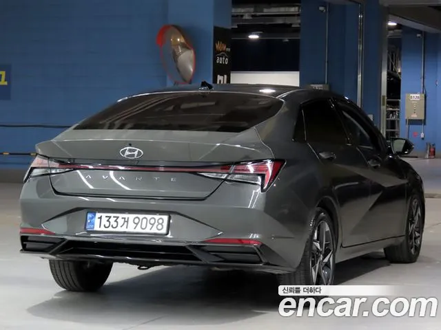 Hyundai Avante CN7 — Фото автомобиля 4
