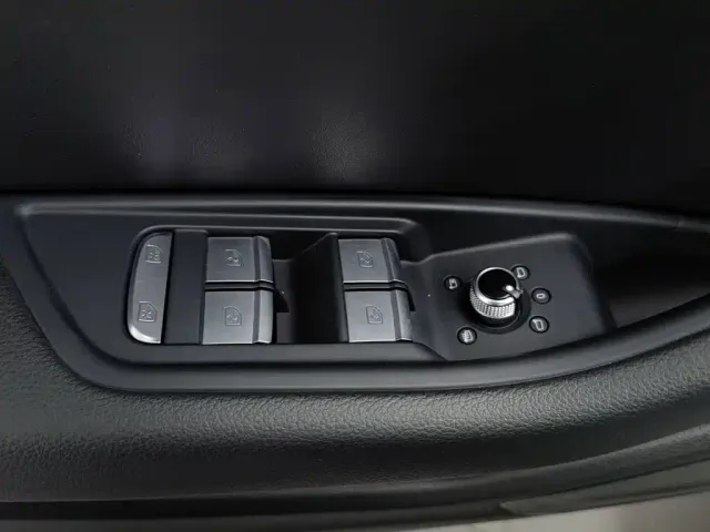 Audi A4L — Фото автомобиля 9
