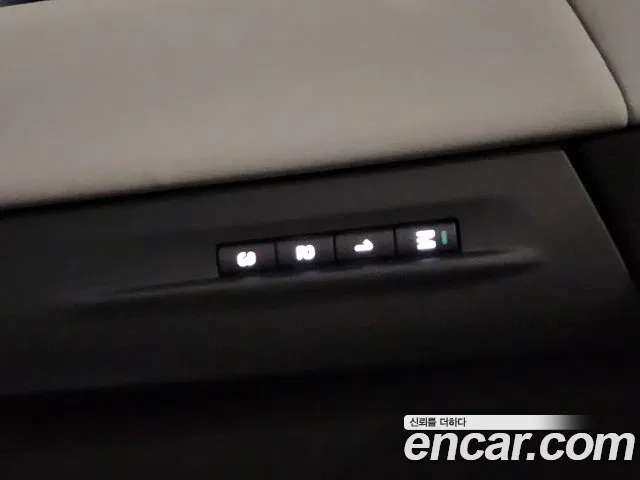 Land Rover Range Rover Evoque — Фото автомобиля 16