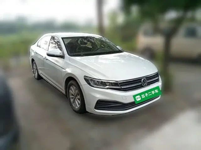 Volkswagen Bora — Фото автомобиля 23