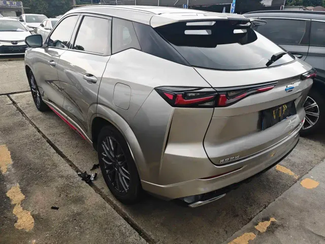 Changan Z6 — Фото автомобиля 14