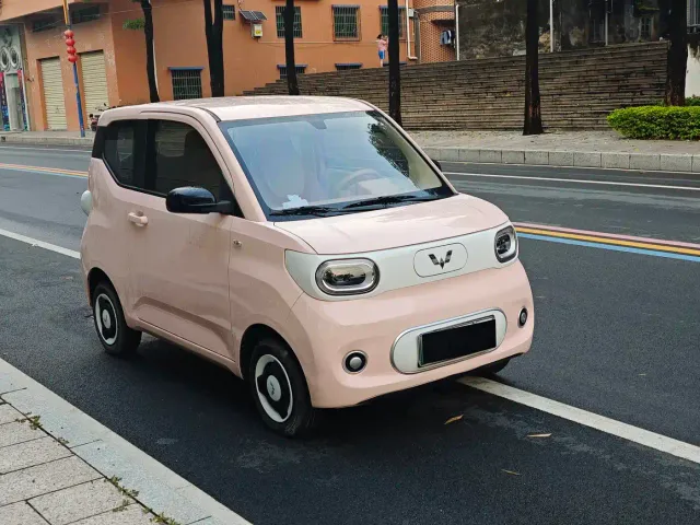 Wuling Motors Hongguang MINIEV 2024 3rd Generation 215km Youth Edition — Фото автомобиля 3