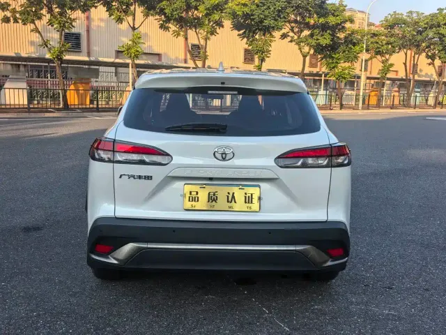 Toyota Frontlander — Фото автомобиля 8