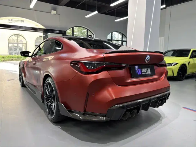 BMW M4 — Фото автомобиля 3