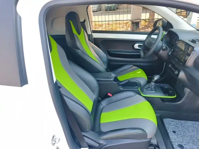 Roewe Clever — Фото автомобиля 24