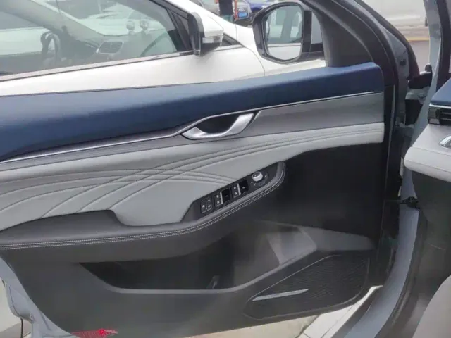Geely Xingrui — Фото автомобиля 7