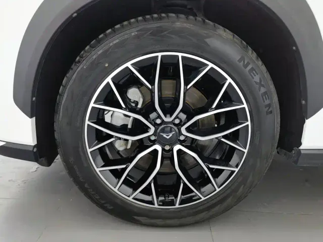 Kaiyi Kunlun NEV — Фото автомобиля 17