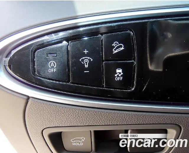 Genesis GV70 2.5T Бензин 2WD — Фото автомобиля 16
