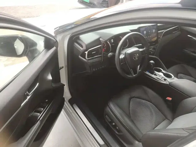 Toyota Camry — Фото автомобиля 15