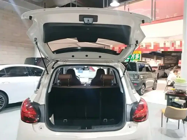 Wuling Bingo — Фото автомобиля 18