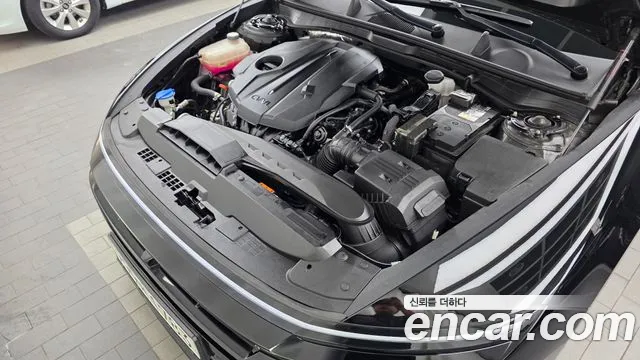 Hyundai Sonata — Фото автомобиля 9