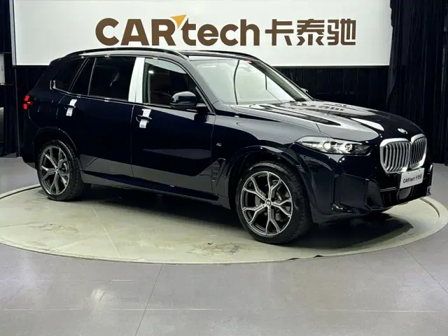 BMW X5 — Фото автомобиля 2
