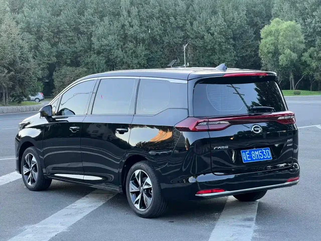 GAC Trumpchi M6 — Фото автомобиля 4