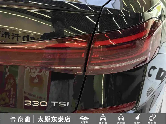 Volkswagen Passat — Фото автомобиля 12