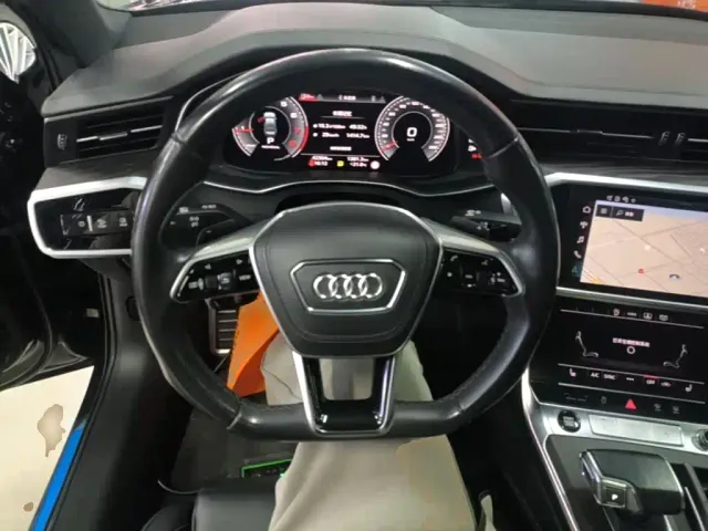 Audi A6L — Фото автомобиля 10