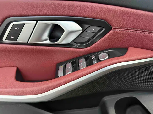 BMW 3 Series — Фото автомобиля 10