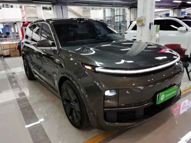 Li Auto L9 — Фото автомобиля 3