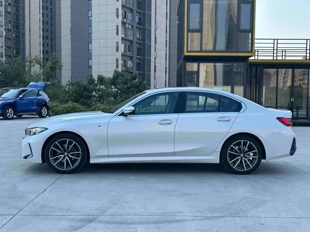 BMW 3 Series — Фото автомобиля 7