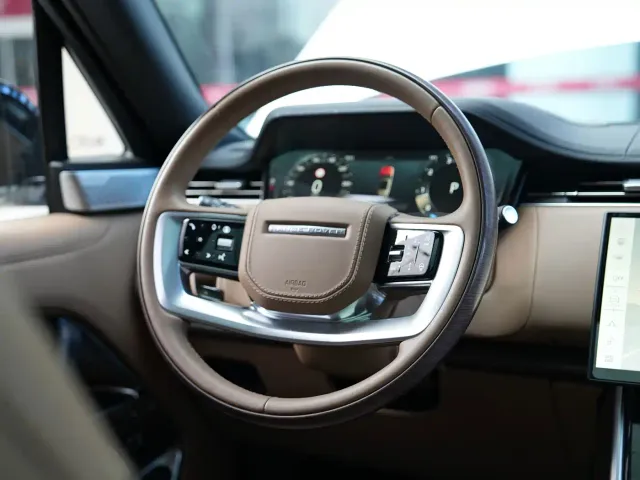 Land Rover Range Rover — Фото автомобиля 19