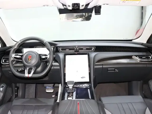 Hongqi H6 — Фото автомобиля 12