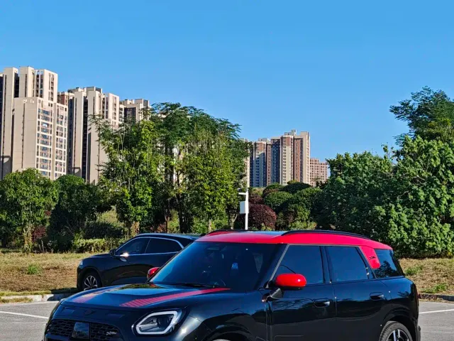 MINI JCW COUNTRYMAN — Фото автомобиля 16