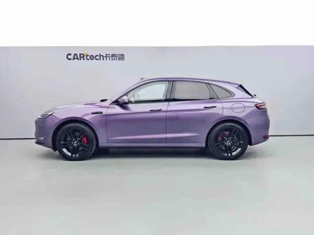 Aito M5 — Фото автомобиля 2