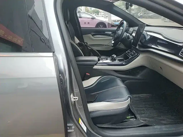 BYD Qin PLUS — Фото автомобиля 24