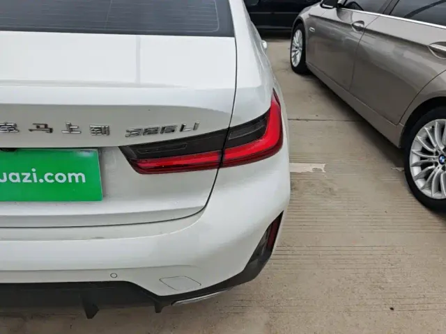 BMW 3 Series — Фото автомобиля 23