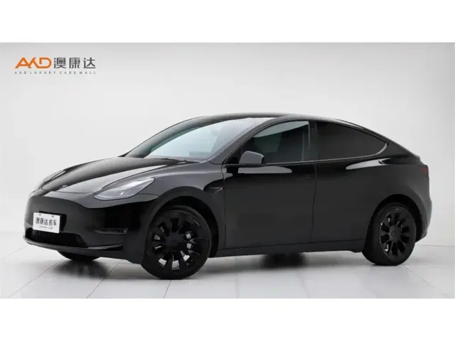 Фотография автомобиля — Tesla Model Y