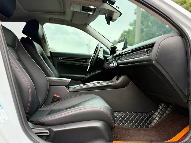 Honda Civic — Фото автомобиля 24