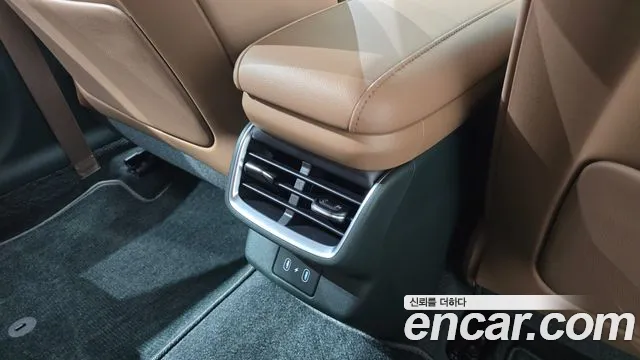 Hyundai Grandeur GN7 — Фото автомобиля 29