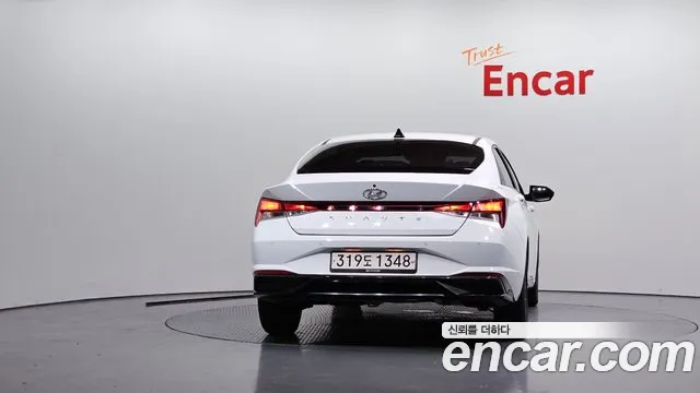 Hyundai AVANTE Avante (CN7) — Фото автомобиля 4