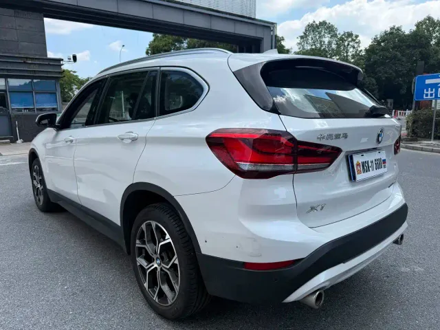 BMW X1 — Фото автомобиля 6