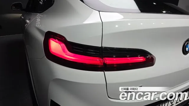 BMW X4 xDrive20i M Sport Pro — Фото автомобиля 6