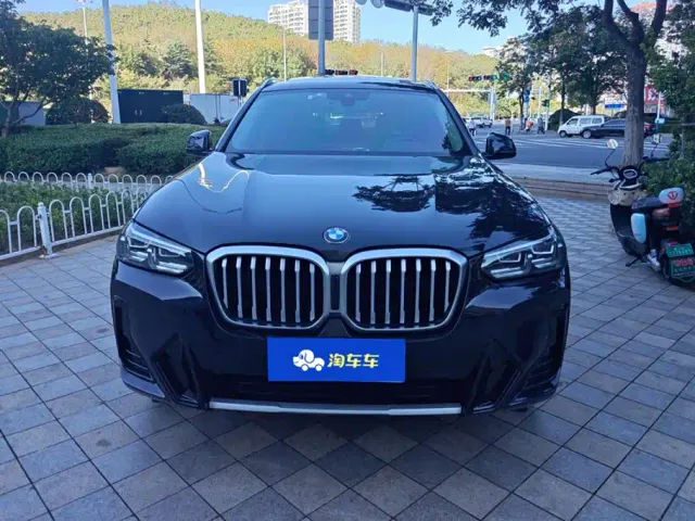 BMW X3 — Фото автомобиля 2