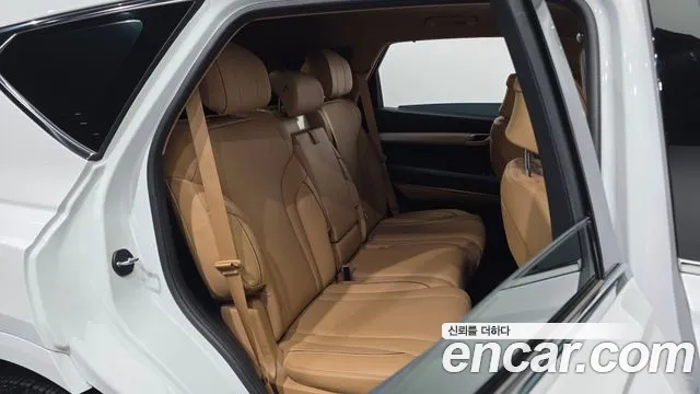 Genesis GV80 2.5T Бензин AWD — Фото автомобиля 8