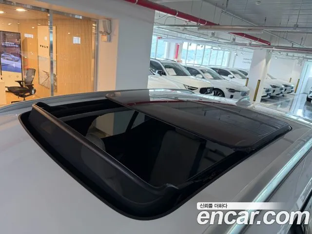 Volvo XC40 — Фото автомобиля 19
