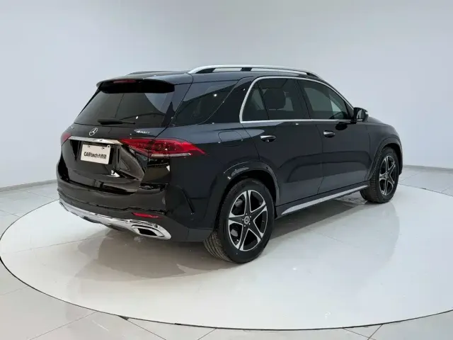 Mercedes-Benz GLE-Class — Фото автомобиля 25
