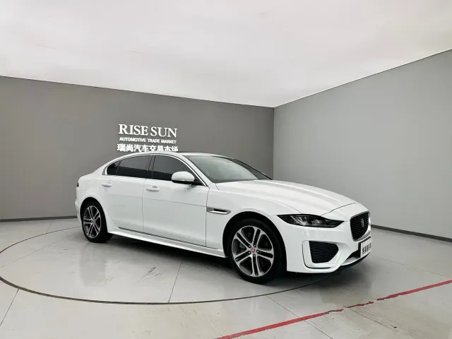Jaguar XEL — Фото автомобиля 3
