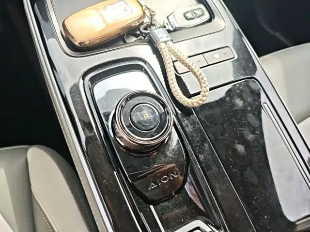 GAC Aion S Plus — Фото автомобиля 9