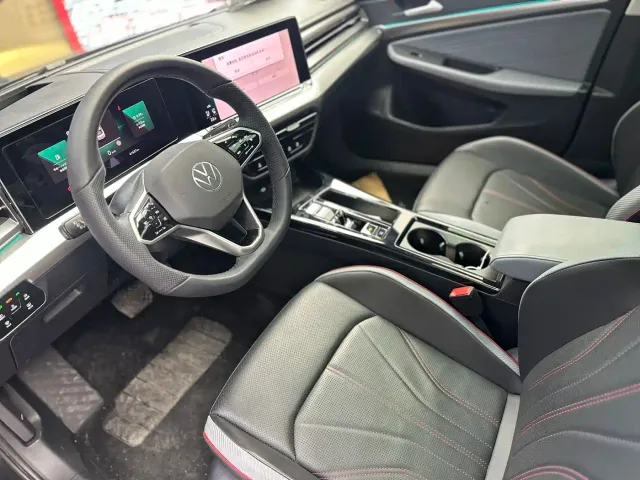 Volkswagen Lamando — Фото автомобиля 10
