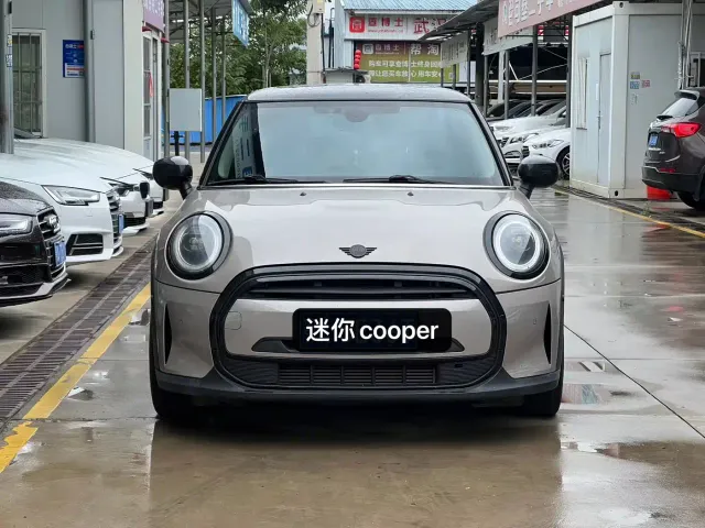 MINI Hatch — Фото автомобиля 2