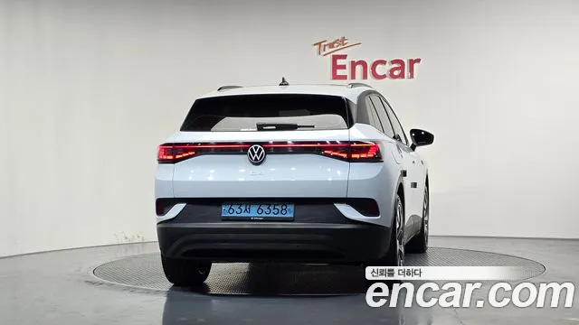 Volkswagen ID.4 — Фото автомобиля 3