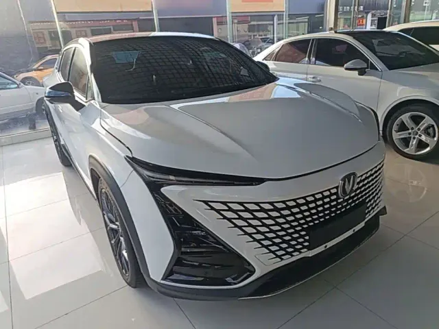 Changan UNI-T — Фото автомобиля 3