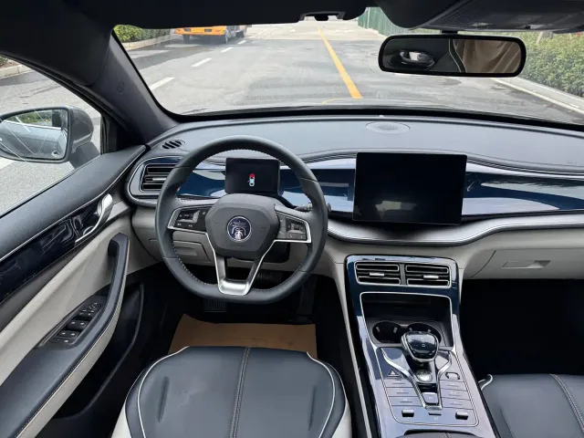BYD Qin PLUS — Фото автомобиля 15
