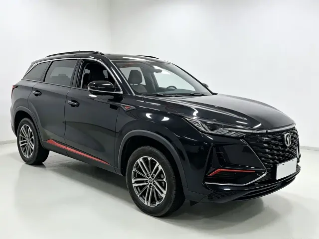 Changan CS75 Plus — Фото автомобиля 3