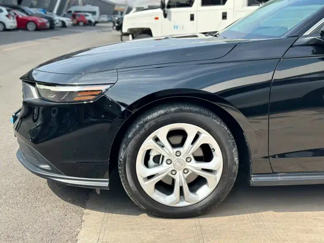 Honda Accord — Фото автомобиля 7