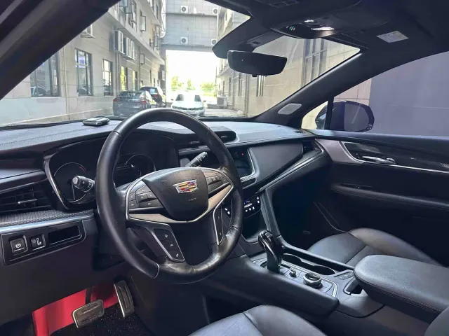 Cadillac XT5 — Фото автомобиля 14