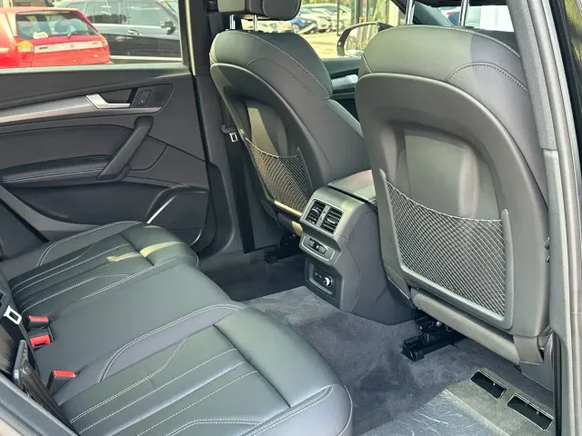 Audi Q5L — Фото автомобиля 20
